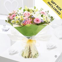 Country Garden Hand-tied Code: JGFC04901MS | Local Delivery Or Collect From Shop Only