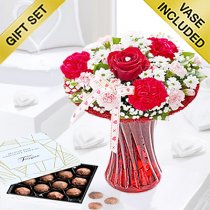 Red love vase with Belgian milk chocolate truffles Code: JGFV4041VCT  | Local delivery or collect from shop only