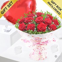 Twelve hugs and kisses with a red plain heart balloon Code: JGF424012RRHB | Local Delivery Or Collect From Shop Only