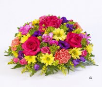 Classic Vibrant Posy Code: F13090VS | National and Local Delivery