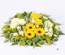 Woodland Yellow and White Posy Code: F13150MS | National and Local Delivery