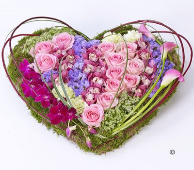 Contemporary Pink and Green Heart Code: F13201MS | National and Local Delivery