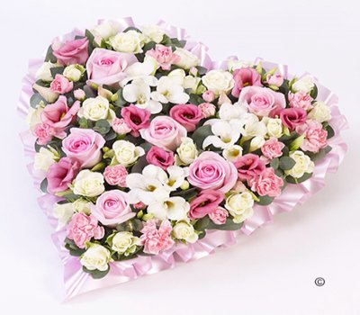 Pink and White Pastel Heart Code: F13431PS | National and Local Delivery