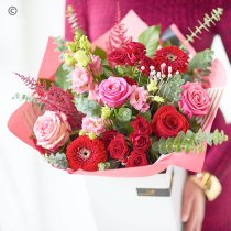 Valentine hand-tied Code: VHT6 | National delivery and local delivery or collect from our shop