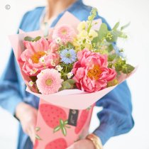 Summer Classic Peony Gift Box Code: HCPGB0100| National delivery, local delivery or collect from shop