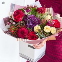 Majestic Classic Festive bouquet Code: XHT4 | National delivery and local delivery or collect from shop