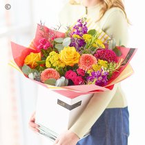 Extra Luxurious Bright Bouquet Code: CCHTB0300 | National delivery and local delivery or collect from shop