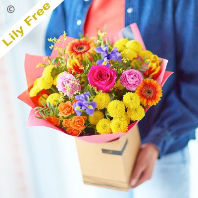 Bespoke classic spring lily free Gift Box Code: SCLFGB0300 | National delivery and local delivery or collect from shop
