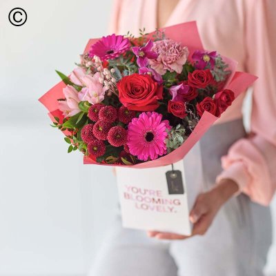Love and joy mixed gift box Code: VCGB0200 | National delivery and local delivery or collect from our shop