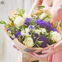 Lisianthus and roses bouquet Code: ALRHTU1 | National delivery, local delivery or collect from shop