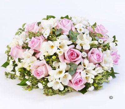 Scented Pink and White Posy Code: F13441PS | National and Local Delivery