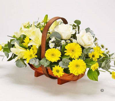 Lemon and Cream Mixed Basket Spray Code: JGFF2250FB | Local Delivery Or Collect From Shop Only