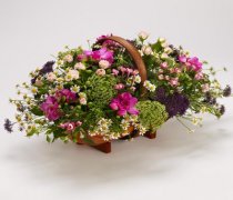 Country Garden Basket Code: TR103  Pink / Blue